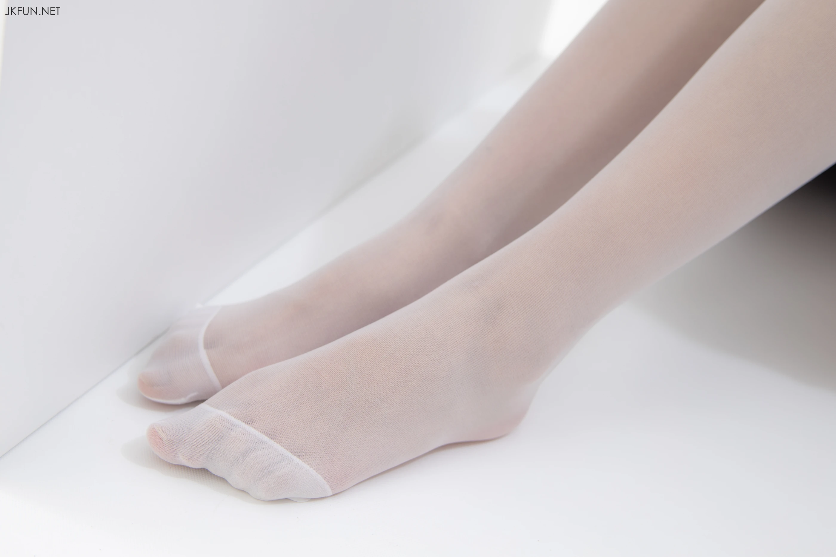 森萝财团 [JKFUN-017] 眼镜白丝女仆 [127P 1V]插图9